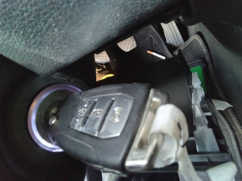 Recambio de conmutador de arranque para ssangyong tivoli limited 4x2 referencia OEM IAM   