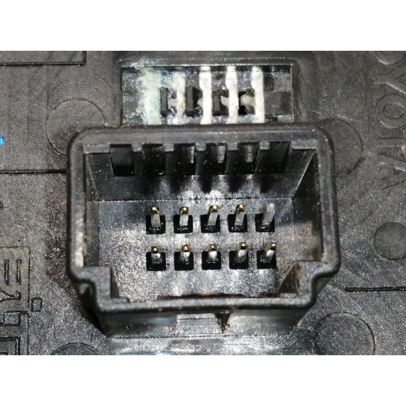 Recambio de warning para toyota yaris active referencia OEM IAM 839500D050A  