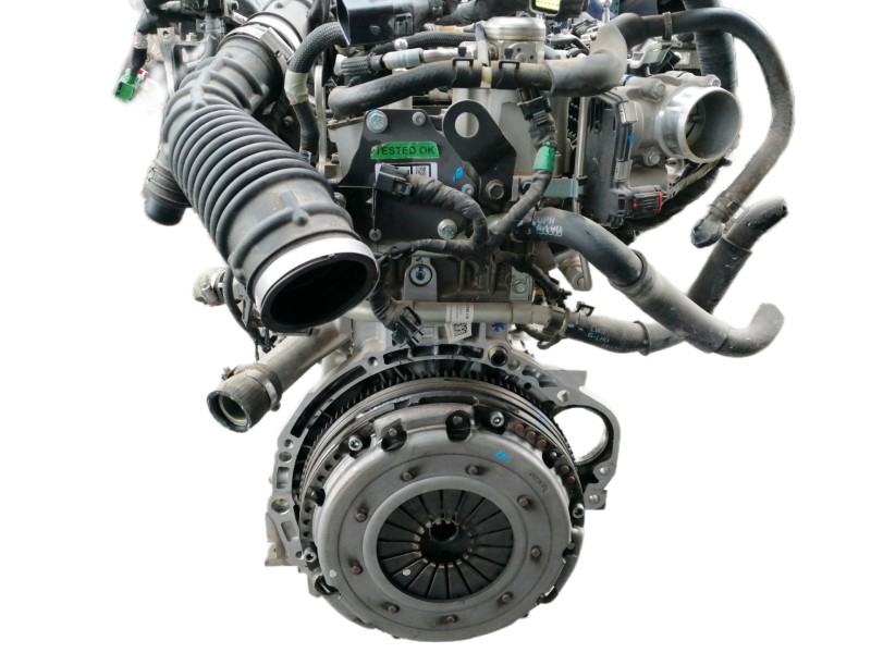 Recambio de motor completo para ssangyong tivoli limited 4x2 referencia OEM IAM 176910 OK 