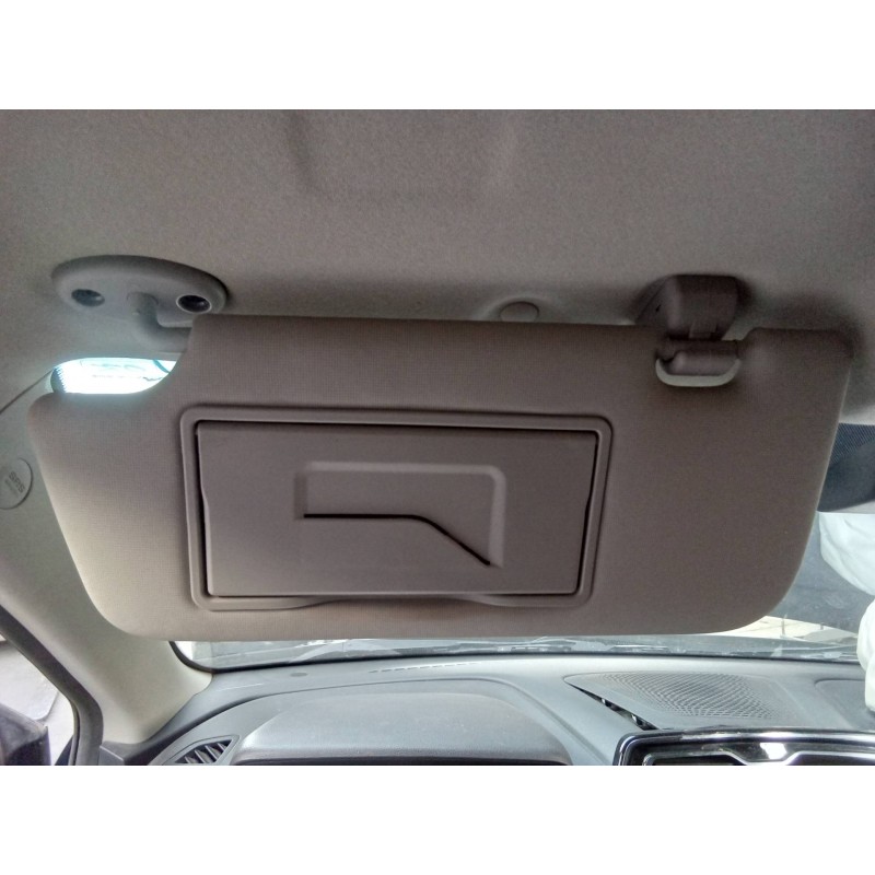 Recambio de parasol izquierdo para ssangyong tivoli limited 4x2 referencia OEM IAM   