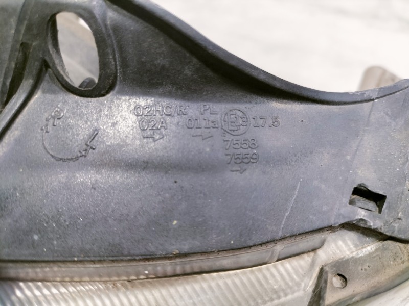 Recambio de faro izquierdo para hyundai matrix (fc) 1.6 gls referencia OEM IAM 9210317030  