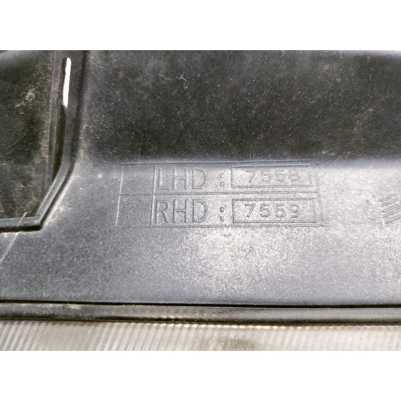 Recambio de faro izquierdo para hyundai matrix (fc) 1.6 gls referencia OEM IAM 9210317030  