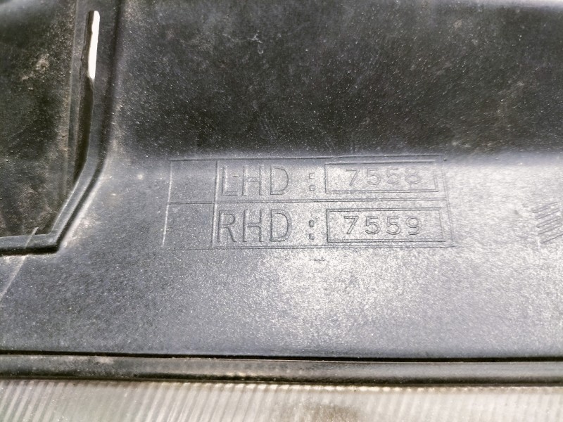 Recambio de faro izquierdo para hyundai matrix (fc) 1.6 gls referencia OEM IAM 9210317030  