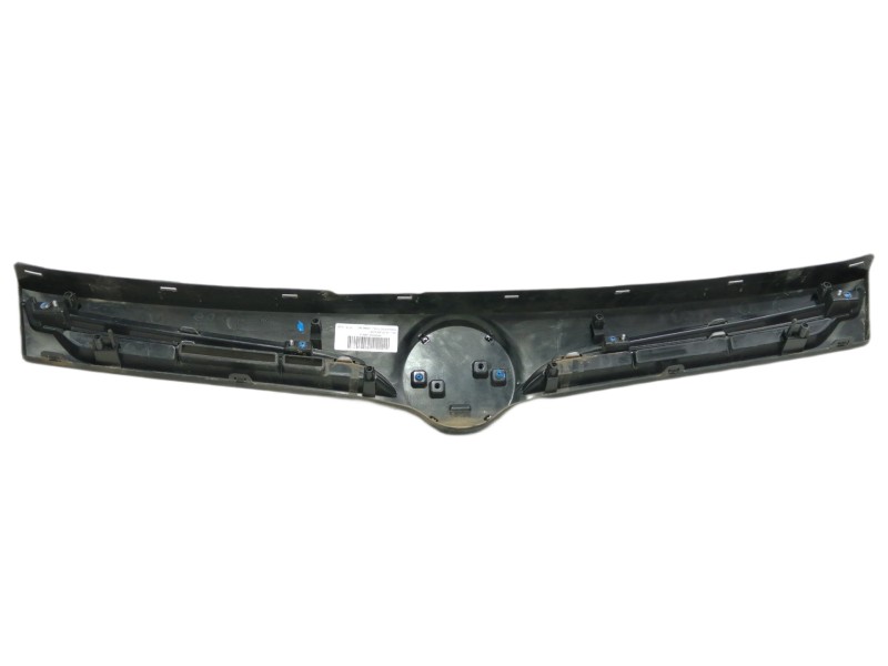 Recambio de rejilla delantera para ssangyong tivoli limited 4x2 referencia OEM IAM 7877135000  