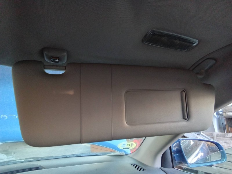 Recambio de parasol derecho para audi a4 avant (8e) 2.0 fsi referencia OEM IAM 8E0857552  
