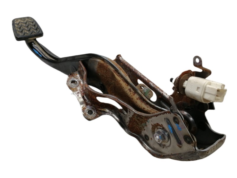 Recambio de pedal freno para toyota yaris active referencia OEM IAM   