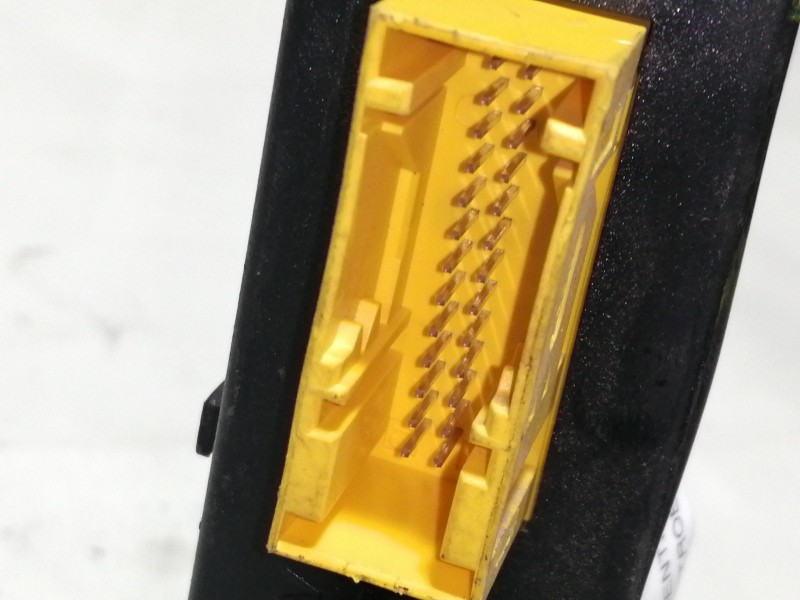 Recambio de centralita cierre para citroën xsara coupe 1.9 d premier referencia OEM IAM 9633523680 92561012 