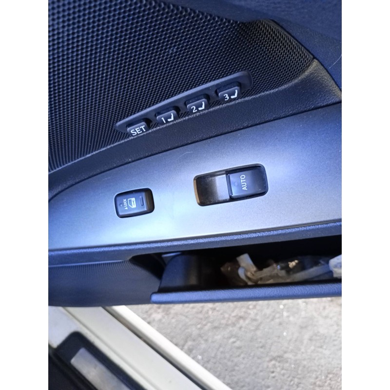 Recambio de mando elevalunas delantero derecho para lexus is200 (ds2/is2) 220d referencia OEM IAM   