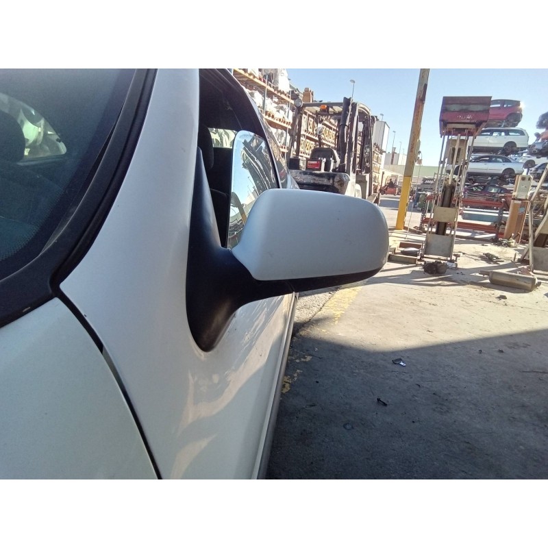 Recambio de retrovisor izquierdo para citroën xsara coupe 1.9 d vtr referencia OEM IAM   