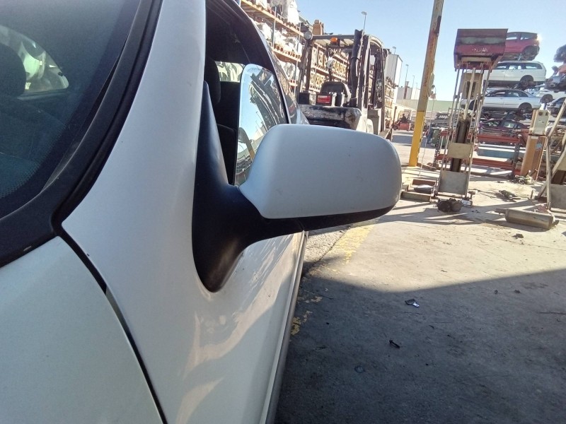 Recambio de retrovisor izquierdo para citroën xsara coupe 1.9 d vtr referencia OEM IAM   