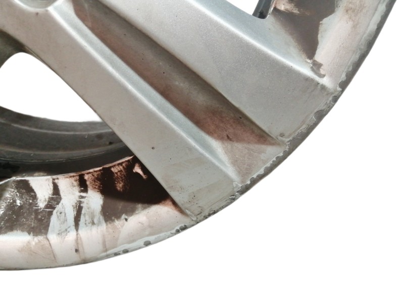 Recambio de llanta para bmw serie 1 berlina (e81/e87) 118d referencia OEM IAM 16´´IS44 7JX16EH2 6779696