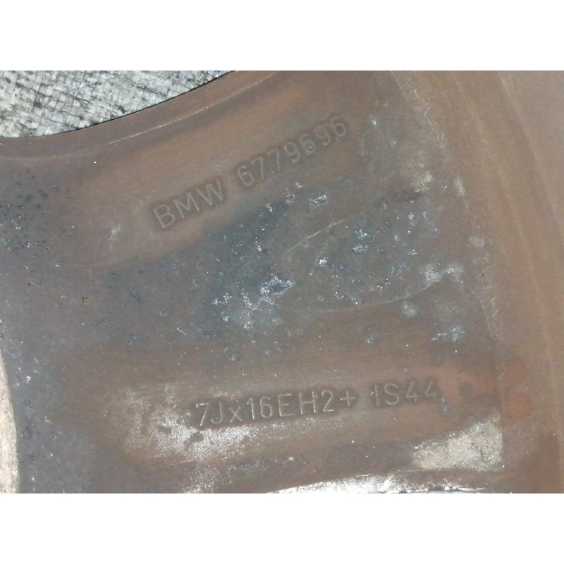 Recambio de llanta para bmw serie 1 berlina (e81/e87) 118d referencia OEM IAM 16´´IS44 7JX16EH2 6779696