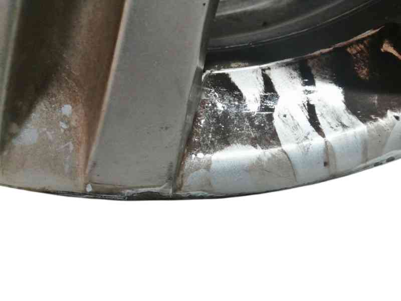 Recambio de llanta para bmw serie 1 berlina (e81/e87) 118d referencia OEM IAM 16´´IS44 7JX16EH2 6779696
