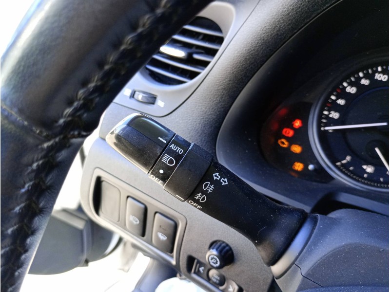 Recambio de mando luces para lexus is200 (ds2/is2) 220d referencia OEM IAM 17F192 173832 73832