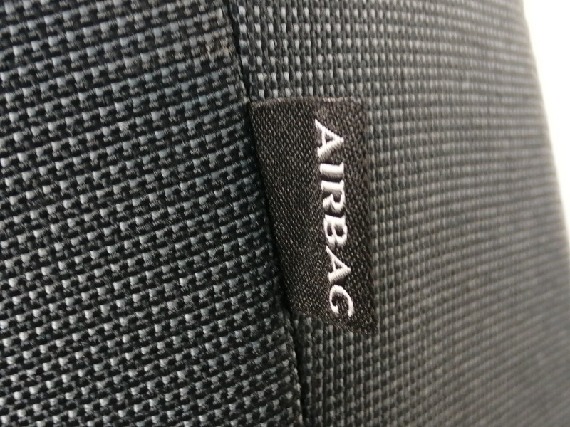 Recambio de asiento delantero derecho para ford c-max titanium referencia OEM IAM   