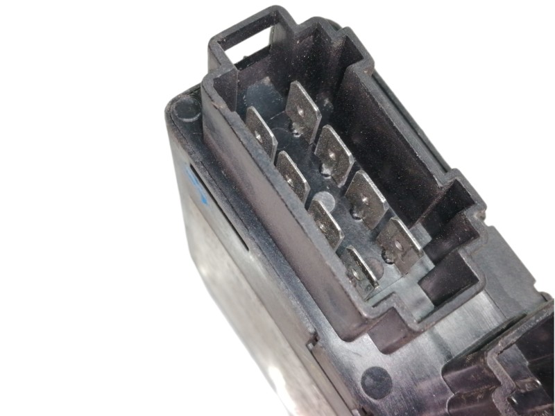 Recambio de centralita cierre para seat ibiza (6k1) sport referencia OEM IAM 3A0953233C 05063000 