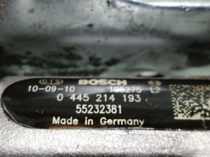 Recambio de rampa inyectora para fiat doblo cargo basis kasten referencia OEM IAM 0445214193 55232381 