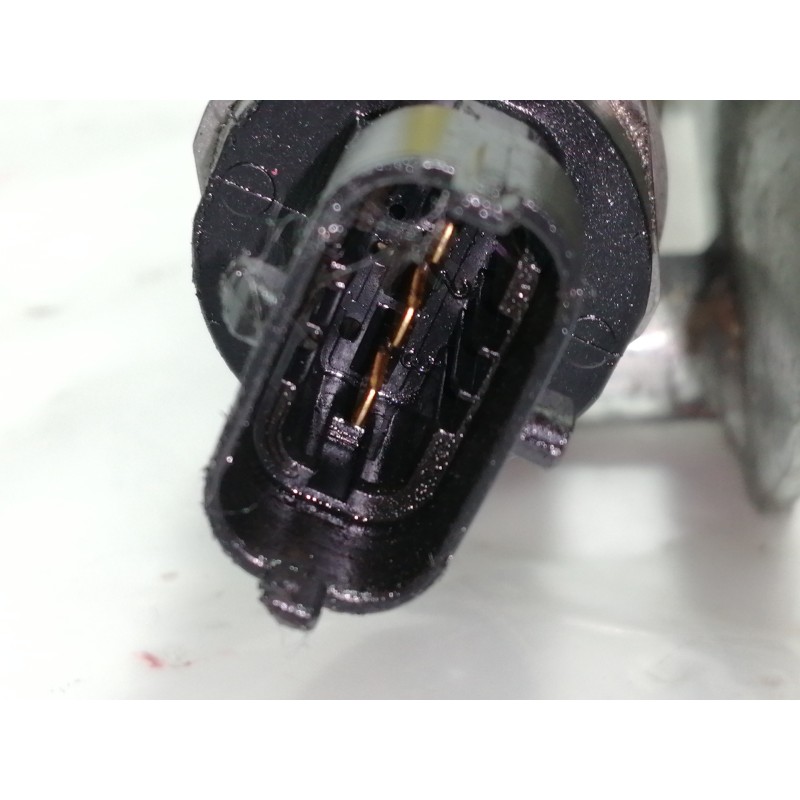 Recambio de rampa inyectora para fiat doblo cargo basis kasten referencia OEM IAM 0445214193 55232381 