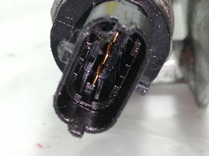 Recambio de rampa inyectora para fiat doblo cargo basis kasten referencia OEM IAM 0445214193 55232381 