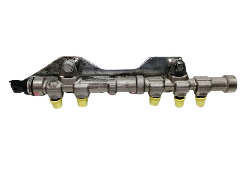 Recambio de rampa inyectora para fiat doblo cargo basis kasten referencia OEM IAM 0445214193 55232381 