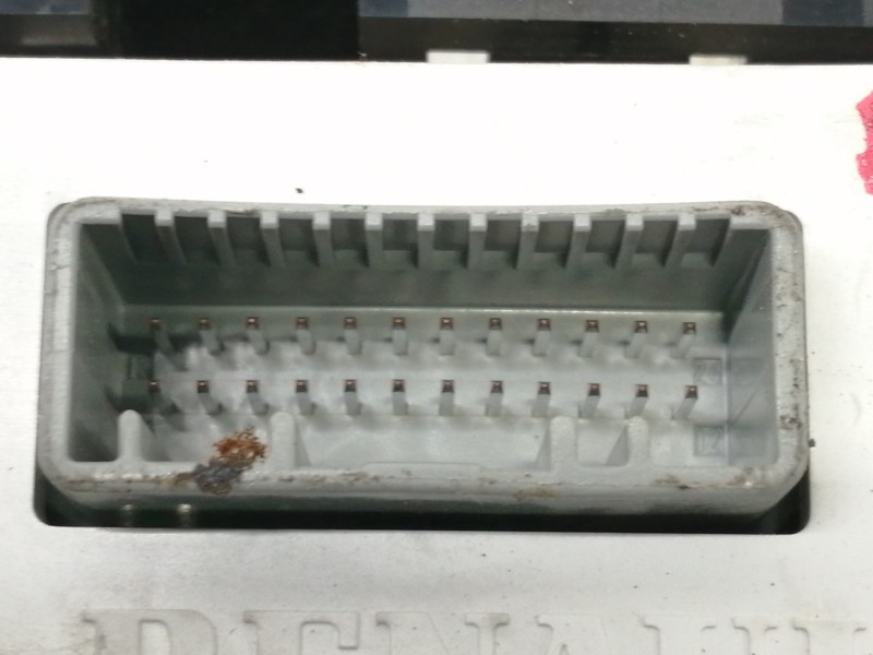 Recambio de pantalla multifuncion para renault laguna iii dynamique referencia OEM IAM 280340002R 682470001R 9637DAG 37827X 1001