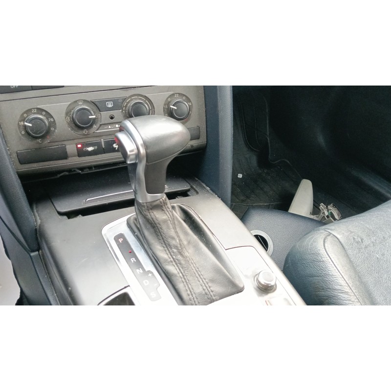 Recambio de pomo palanca cambio para audi a6 c6 (4f2) 3.0 tdi quattro referencia OEM IAM   