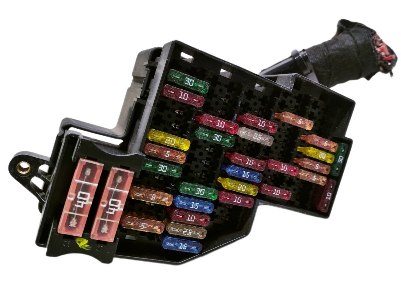 Recambio de caja reles / fusibles para volkswagen touareg (7la) 2.5 tdi referencia OEM IAM 7L0941824A 7L0941828A 