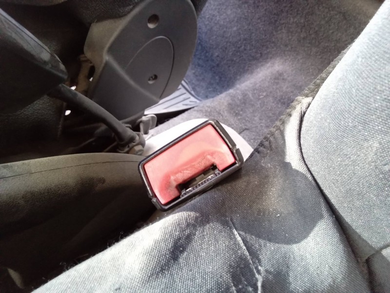 Recambio de enganche cinturon delantero izquierdo para fiat doblo (119) 1.3 16v multijet active com. (55kw) referencia OEM IAM 0