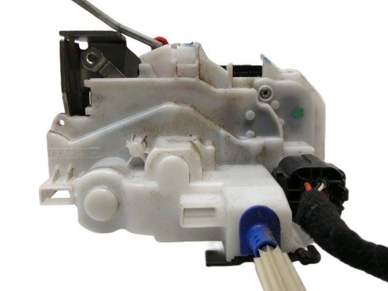 Recambio de cerradura puerta delantera derecha para fiat doblo cargo basis kasten referencia OEM IAM X12E106D0  