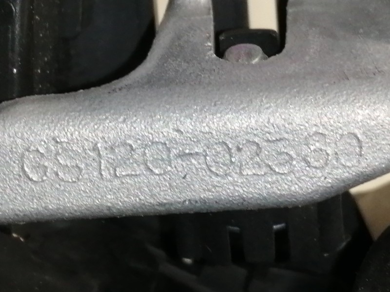 Recambio de volante para lexus is200 (ds2/is2) 220d referencia OEM IAM GS12002380  