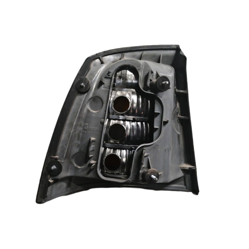 Recambio de piloto trasero derecho para opel astra g berlina club referencia OEM IAM 290502  