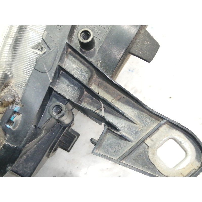 Recambio de faro izquierdo para fiat doblo cargo basis kasten referencia OEM IAM 51810672  