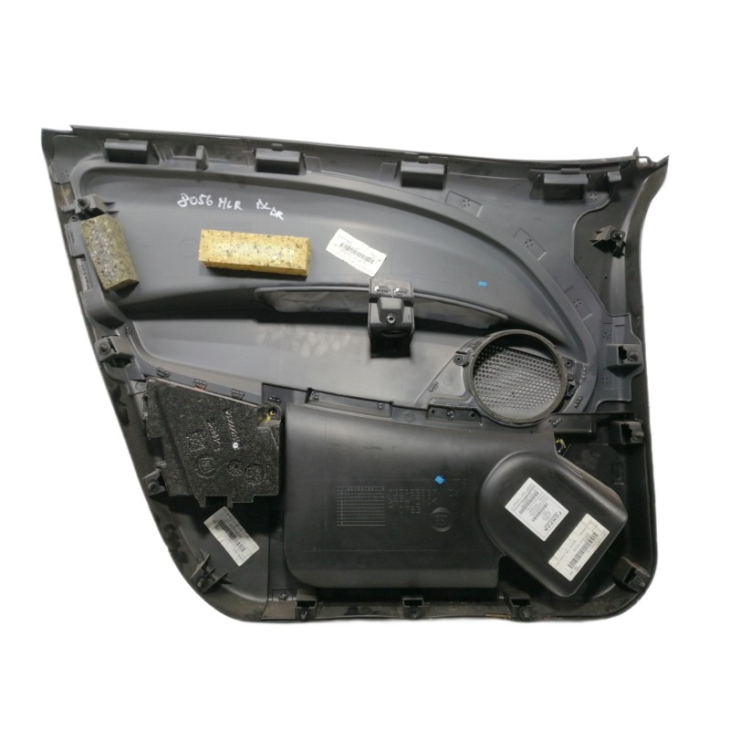 Recambio de guarnecido puerta delantera derecha para fiat doblo cargo basis kasten referencia OEM IAM 735469697 735455641 / 7355