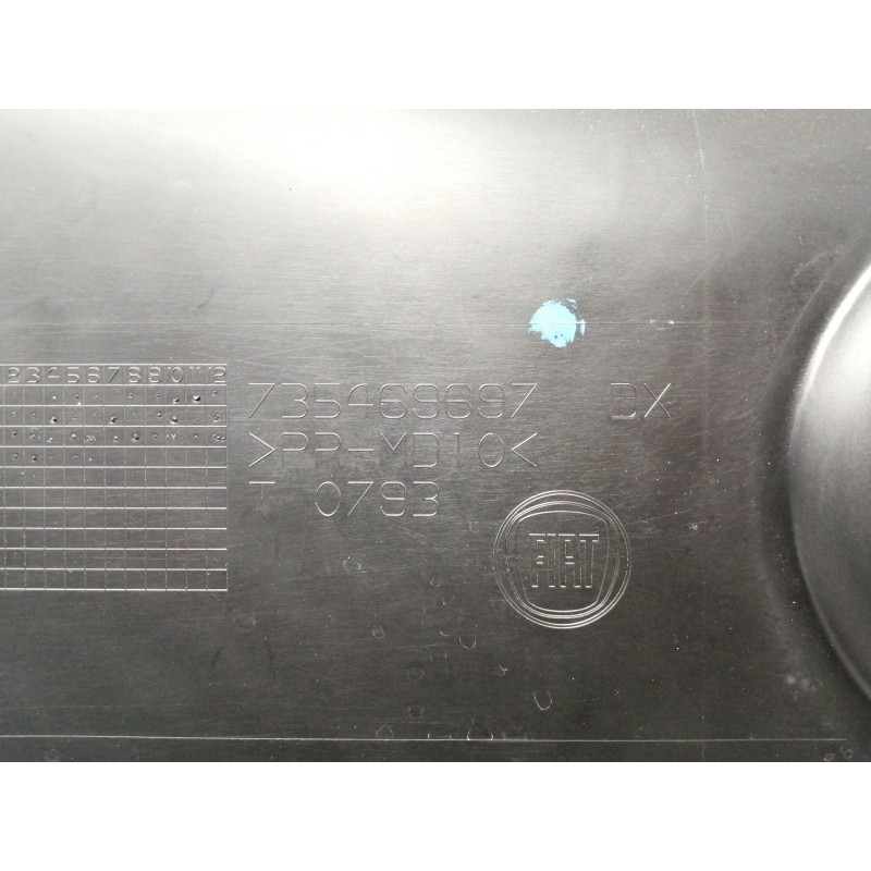 Recambio de guarnecido puerta delantera derecha para fiat doblo cargo basis kasten referencia OEM IAM 735469697 735455641 / 7355