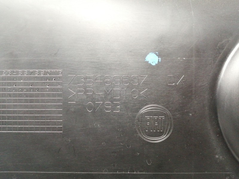 Recambio de guarnecido puerta delantera derecha para fiat doblo cargo basis kasten referencia OEM IAM 735469697 735455641 / 7355