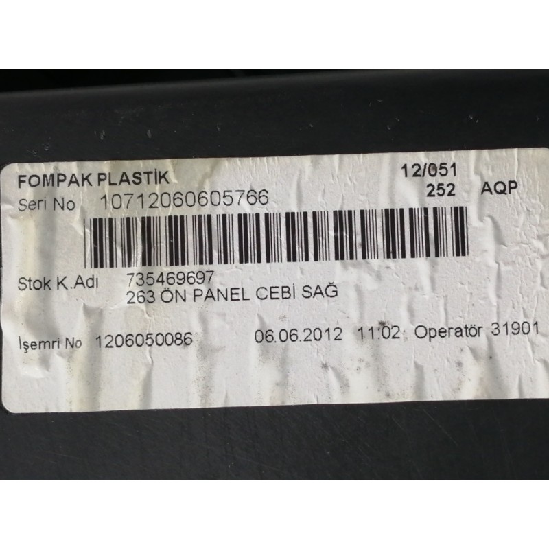 Recambio de guarnecido puerta delantera derecha para fiat doblo cargo basis kasten referencia OEM IAM 735469697 735455641 / 7355