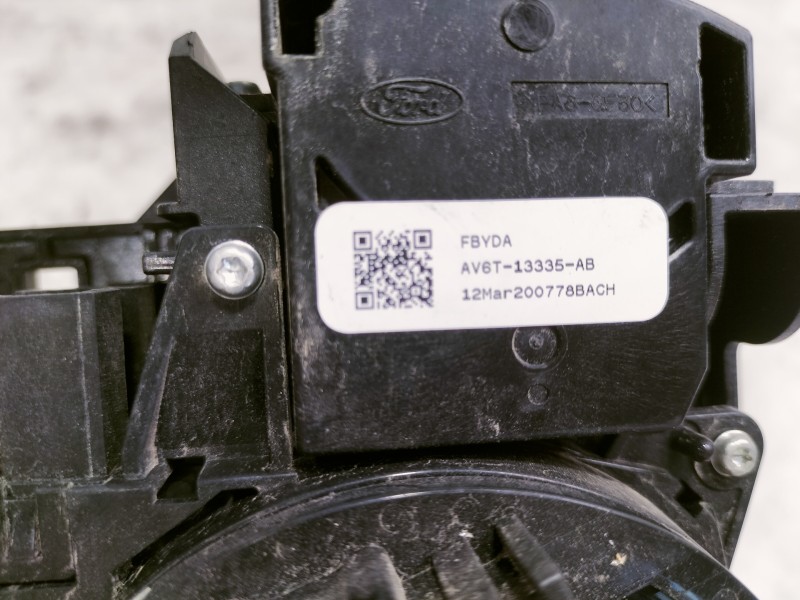 Recambio de mando multifuncion para ford c-max trend referencia OEM IAM 13N064 290122CACZ 17A553 240905 13335 200778 ZWAC30088C 