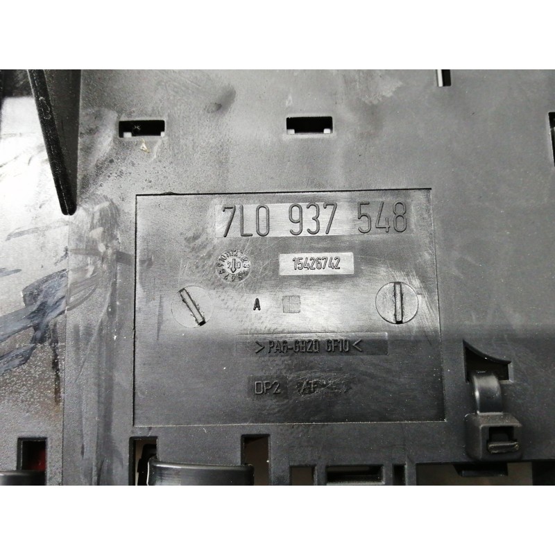 Recambio de caja reles / fusibles para volkswagen touareg (7la) 2.5 tdi referencia OEM IAM 7L0937548 15426742 