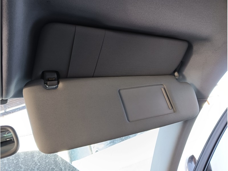 Recambio de parasol derecho para volkswagen touareg (7la) 2.5 tdi referencia OEM IAM 7L6857552A  