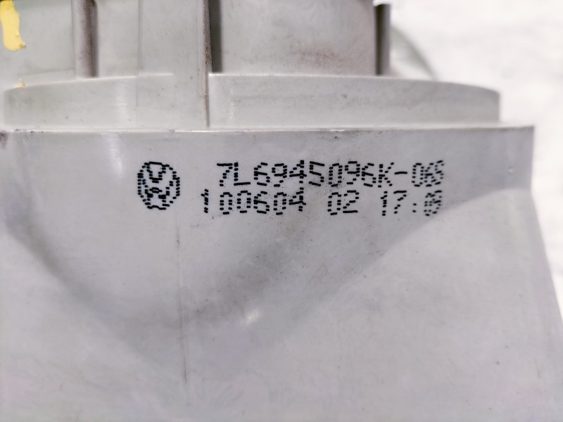 Recambio de piloto trasero derecho para volkswagen touareg (7la) 2.5 tdi referencia OEM IAM 7L6945096K  4 PINS