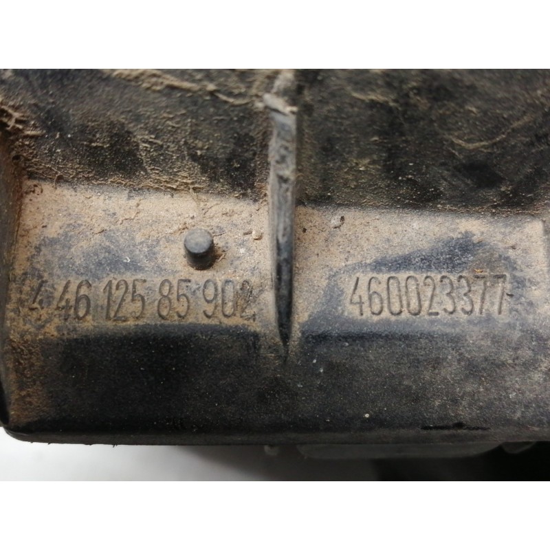 Recambio de filtro aire para opel combo (corsa c) familiar referencia OEM IAM 9129745 44612585902 460023377