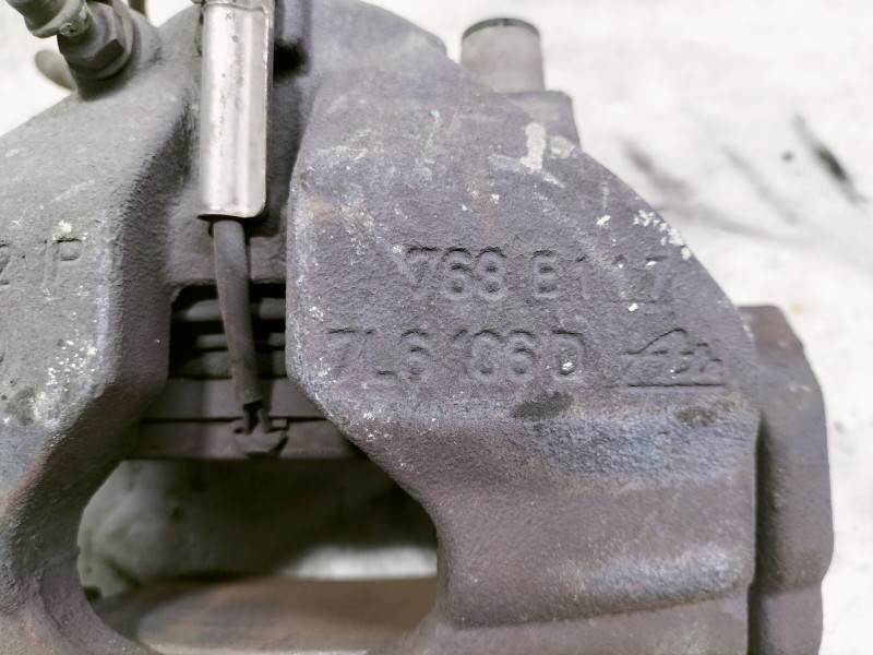 Recambio de pinza freno delantera derecha para volkswagen touareg (7la) 2.5 tdi referencia OEM IAM 7L6615124F  
