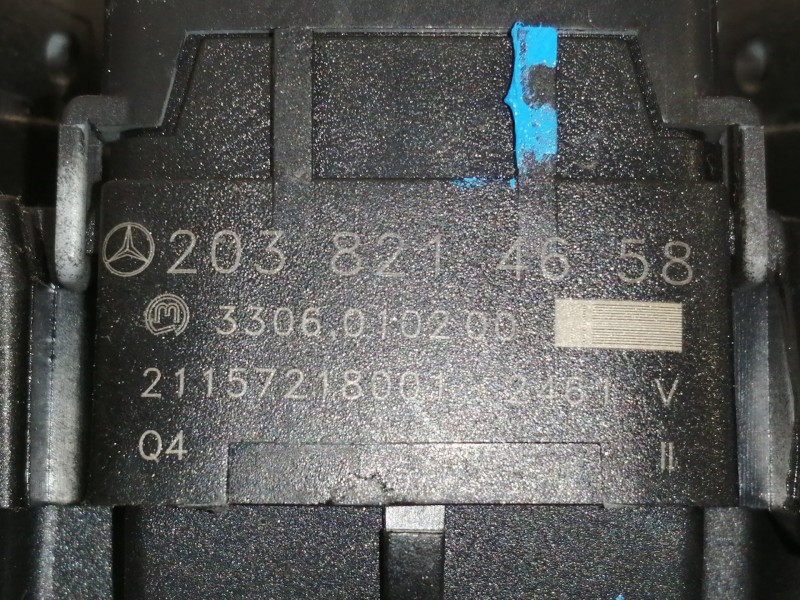 Recambio de warning para mercedes-benz clase c (w203) berlina 220 cdi (203.006) referencia OEM IAM 2038214658 3306010200 2115721