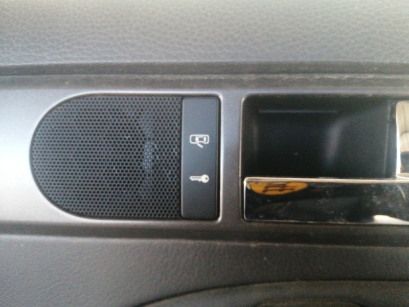 Recambio de puerta delantera derecha para volkswagen touareg (7la) 2.5 tdi referencia OEM IAM COMPLETA  