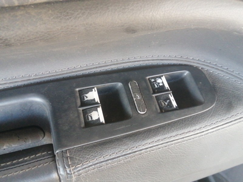 Recambio de puerta delantera izquierda para volkswagen touareg (7la) 2.5 tdi referencia OEM IAM COMPLETA  