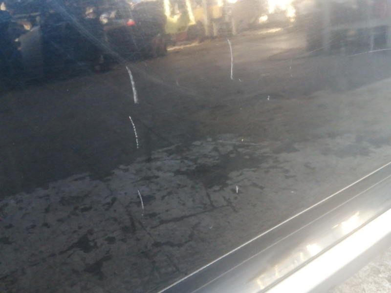 Recambio de puerta delantera izquierda para volkswagen touareg (7la) 2.5 tdi referencia OEM IAM COMPLETA  