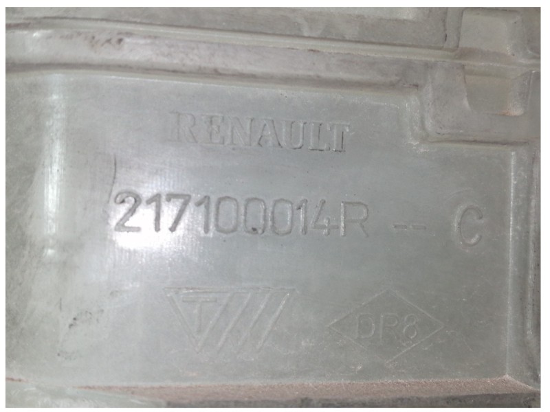 Recambio de deposito expansion para renault laguna iii bt3s referencia OEM IAM 217100014R  