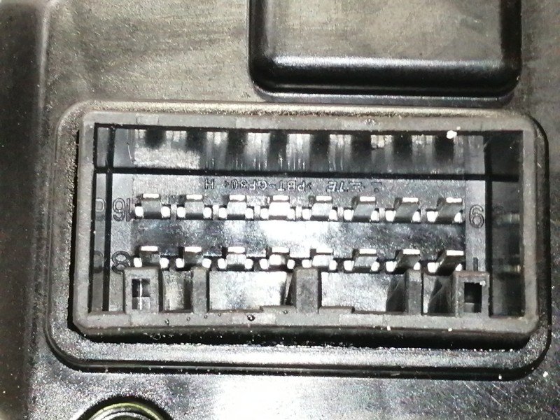 Recambio de mando multifuncion para kia sportage drive 2wd referencia OEM IAM 93403D9960 3D96000006 4A93AR101 