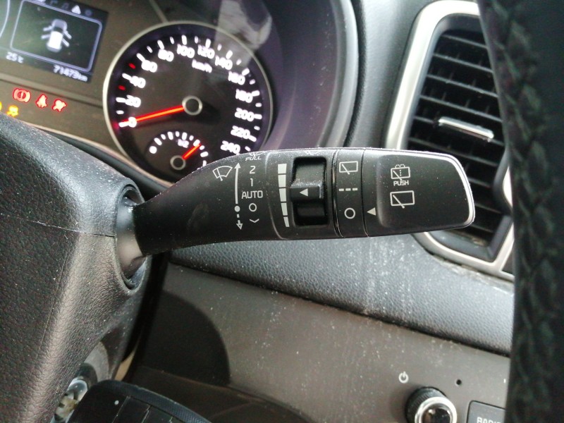 Recambio de mando multifuncion para kia sportage drive 2wd referencia OEM IAM 93403D9960 3D96000006 4A93AR101 