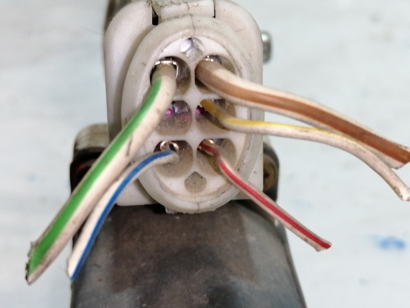 Recambio de motor elevalunas trasero izquierdo para volkswagen passat berlina (3b2) comfortline referencia OEM IAM 3B4837751A  